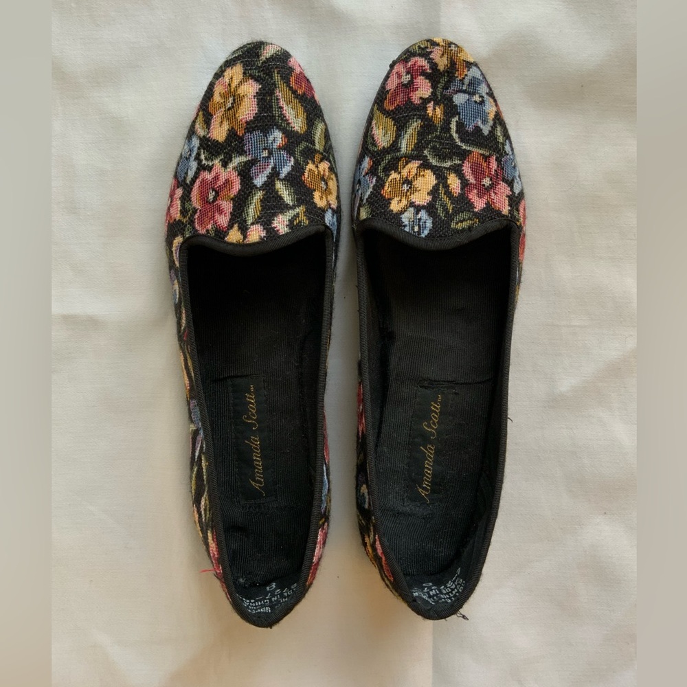SOLD Vintage 90s floral tapestry flats SIZE 8